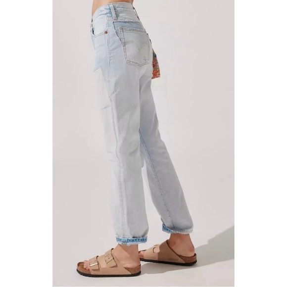 LEVIS 501 Crop Light Wash Patchwork Denim High-Rise Straight-Leg Jeans - Picture 4 of 12